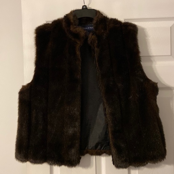 Preston & York Jackets & Blazers - Faux Mink Preston & York Vest size L excellent condition long 24” bust 38”